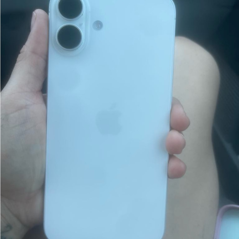 Apple White iPhone